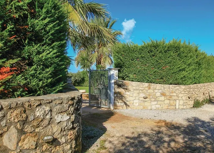 Holiday Caprice 08 Hébergement de vacances Míloi