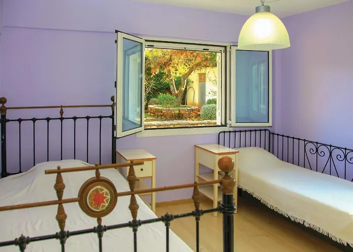 Holiday Caprice 08 Hébergement de vacances Míloi