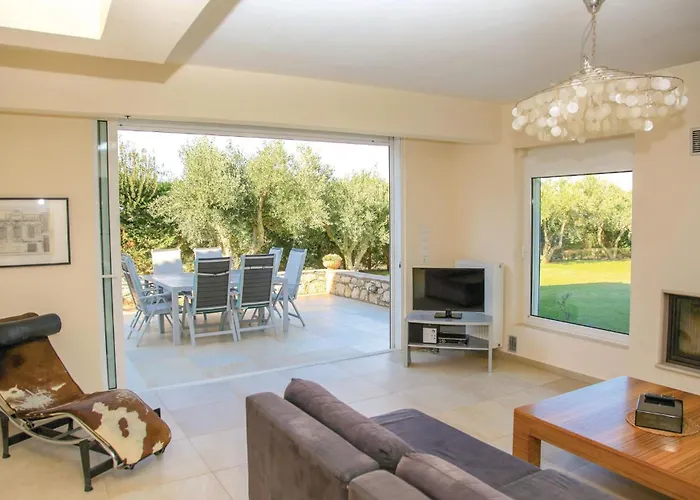 Holiday Caprice 08 Hébergement de vacances Míloi